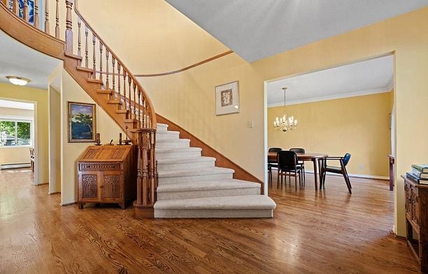 3126 W 35th Avenue MacKenzie Heights