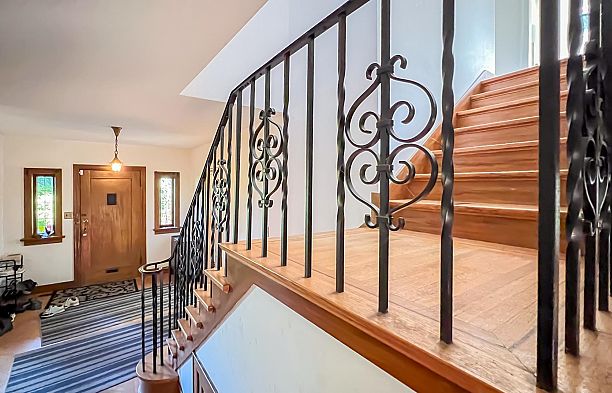 4786 Drummond Drive Point Grey