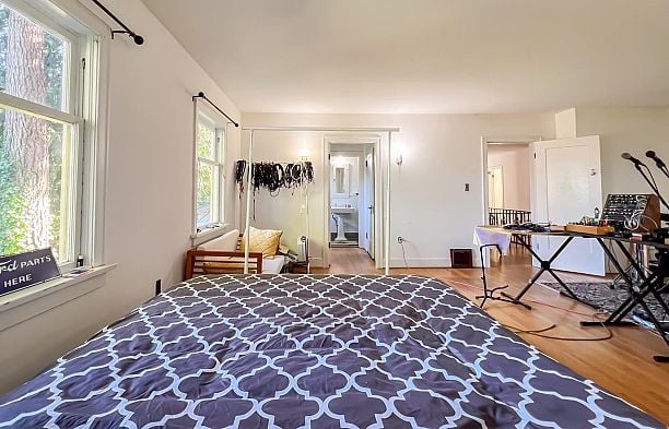 4786 Drummond Drive Point Grey