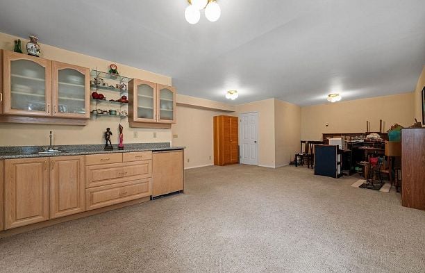 3126 W 35th Avenue MacKenzie Heights