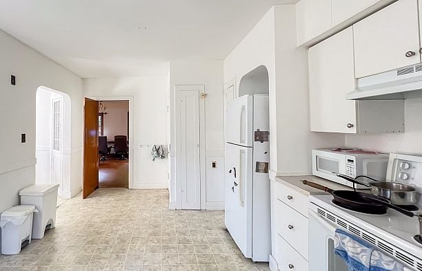 4786 Drummond Drive Point Grey