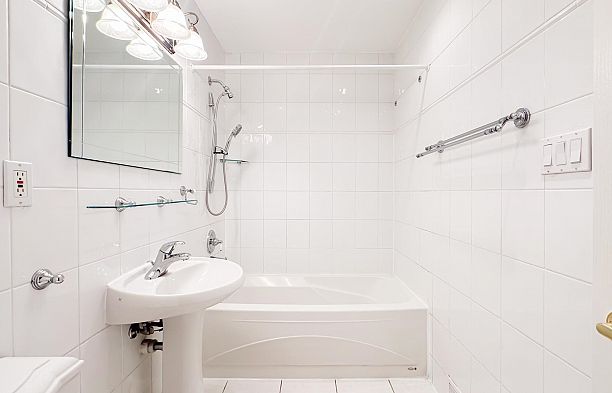 3522 SW Marine Drive Southlands