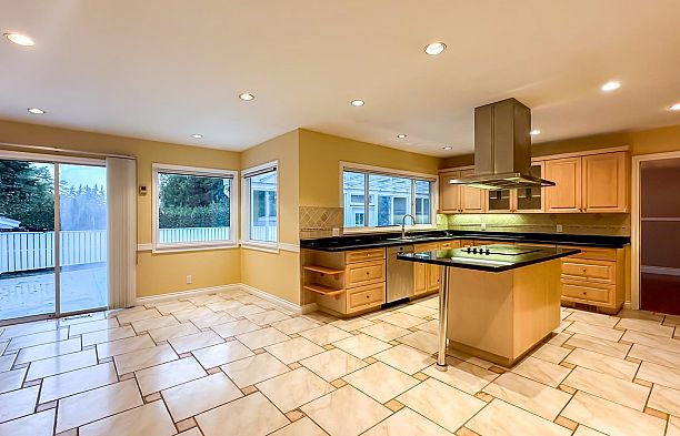 3522 SW Marine Drive Southlands