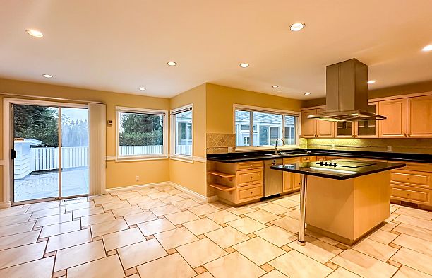 3522 SW Marine Drive Southlands