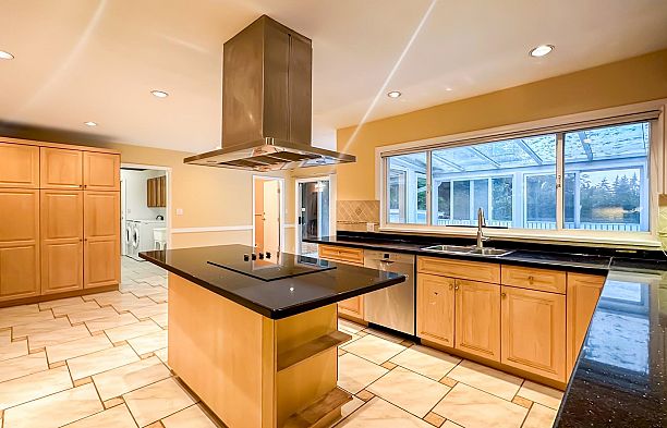 3522 SW Marine Drive Southlands