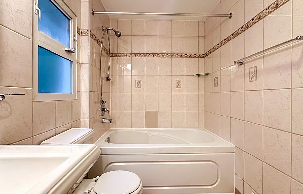 3522 SW Marine Drive Southlands