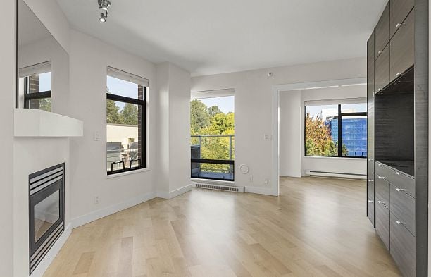 612 2228 Marstrand Avenue Kitsilano