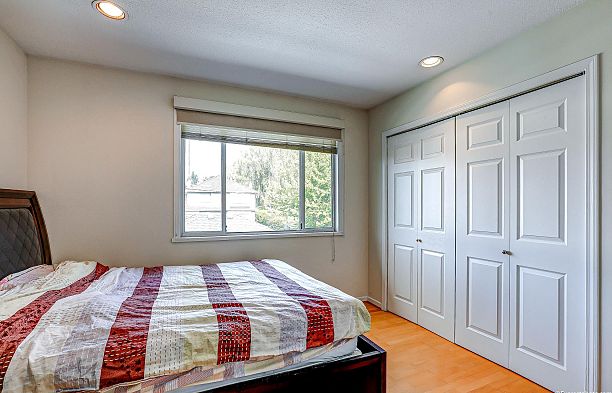 2403 W 20th Avenue Arbutus