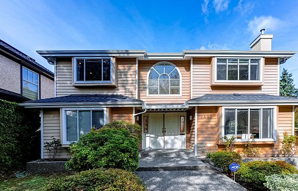 2403 W 20th Avenue Arbutus