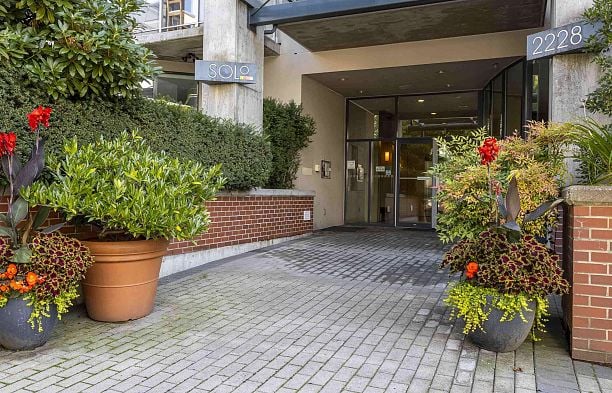612 2228 Marstrand Avenue Kitsilano