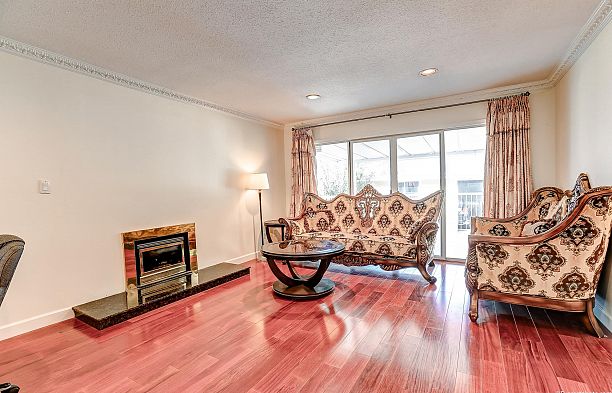 2403 W 20th Avenue Arbutus