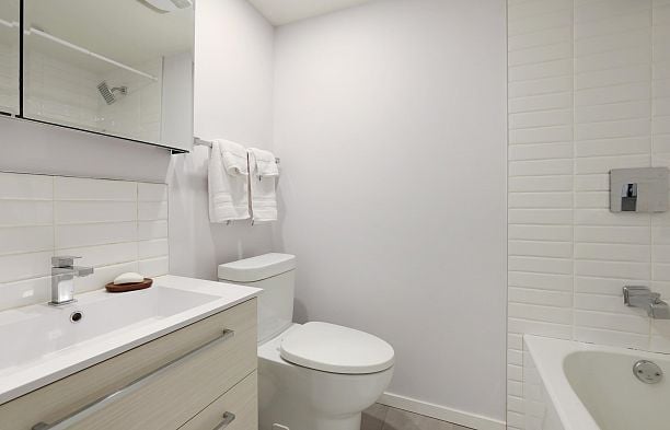 101 1933 W 5th Avenue Kitsilano