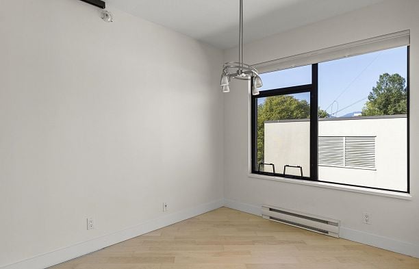 612 2228 Marstrand Avenue Kitsilano