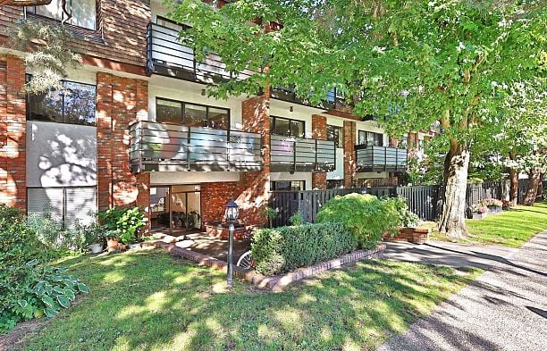 101 1933 W 5th Avenue Kitsilano
