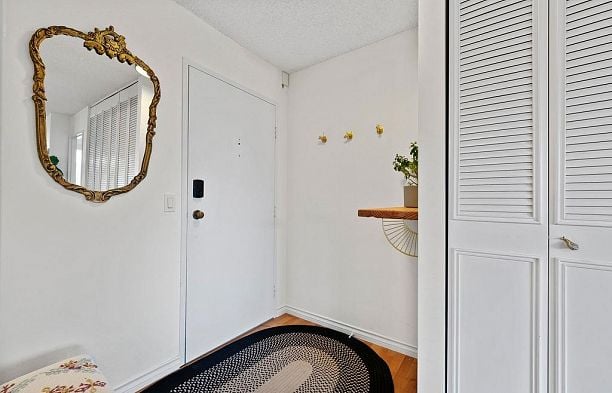 403 2445 W 3rd Avenue Kitsilano