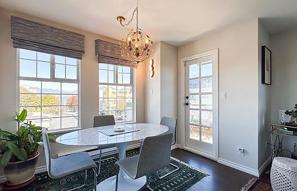 402 PH2 2091 Vine Street Kitsilano