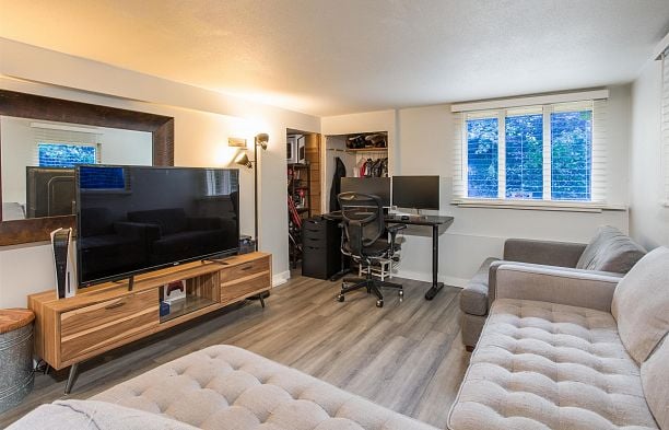 3566 W 11th Avenue Kitsilano