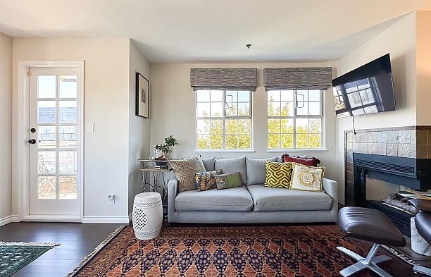 402 PH2 2091 Vine Street Kitsilano