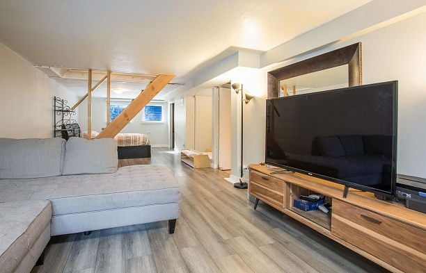 3566 W 11th Avenue Kitsilano