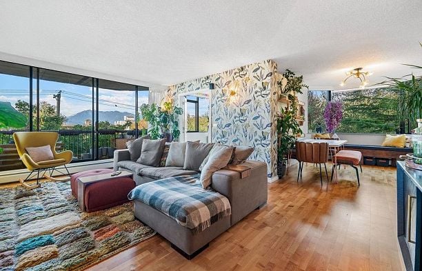 403 2445 W 3rd Avenue Kitsilano