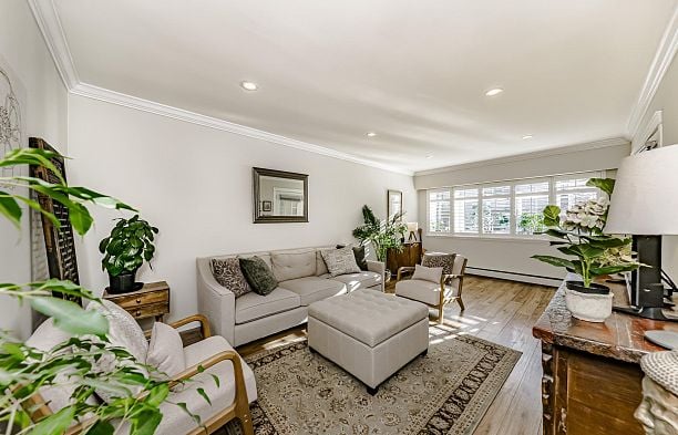 305 2430 Point Grey Road Kitsilano