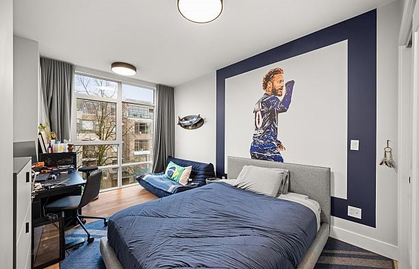401 2687 Maple Street Kitsilano