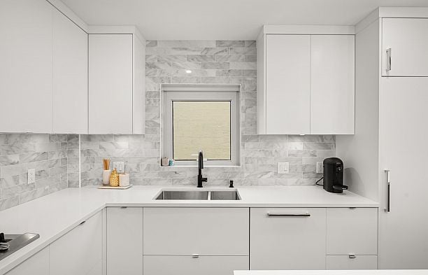 401 2687 Maple Street Kitsilano
