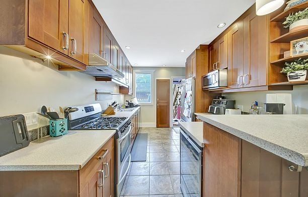 2770 W 5th Avenue Kitsilano