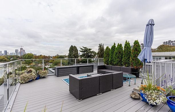 305 2430 Point Grey Road Kitsilano