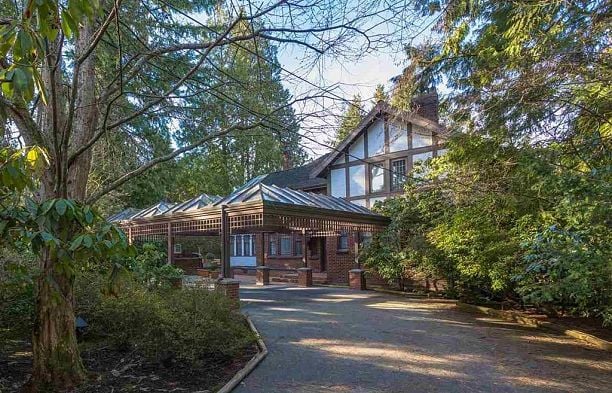 4777 W 2nd Avenue Point Grey