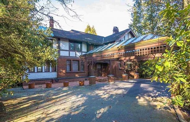 4777 W 2nd Avenue Point Grey