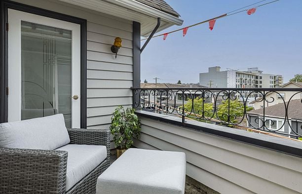 1902 Stephens Street Kitsilano
