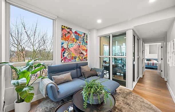 401 2687 Maple Street Kitsilano