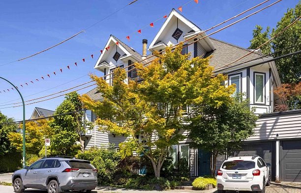 1902 Stephens Street Kitsilano