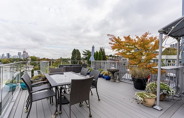 305 2430 Point Grey Road Kitsilano