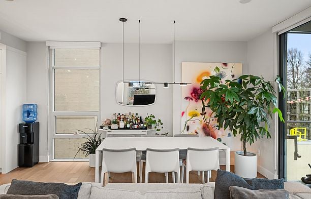 401 2687 Maple Street Kitsilano