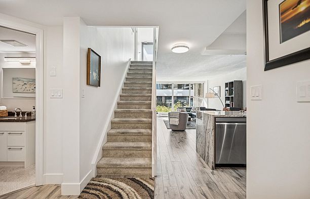 205 1633 W 8th Avenue Fairview VW