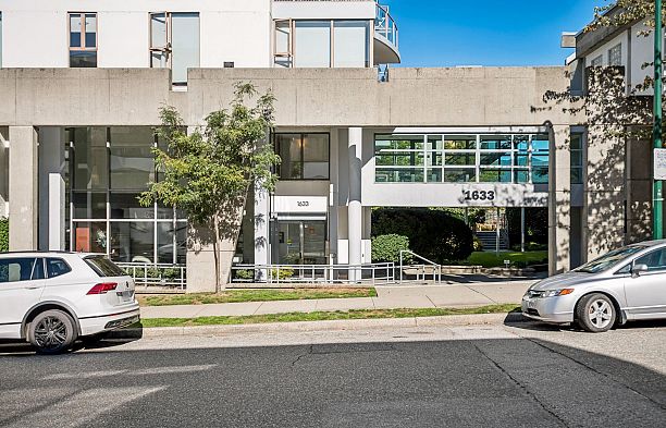 205 1633 W 8th Avenue Fairview VW