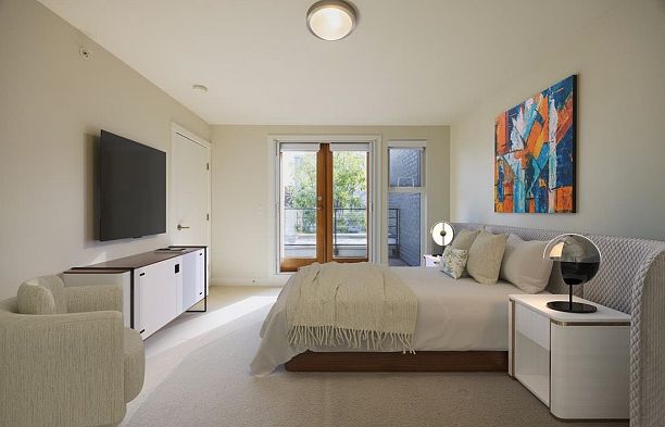 6106 Oak Street Oakridge VW
