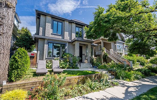 4438 Ontario Street Main