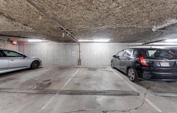 302 1633 W 11th Avenue Fairview VW