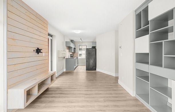 602 2965 Fir Street Fairview VW