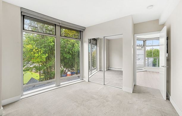 602 2965 Fir Street Fairview VW