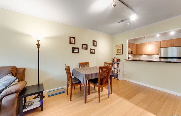 302 1633 W 11th Avenue Fairview VW