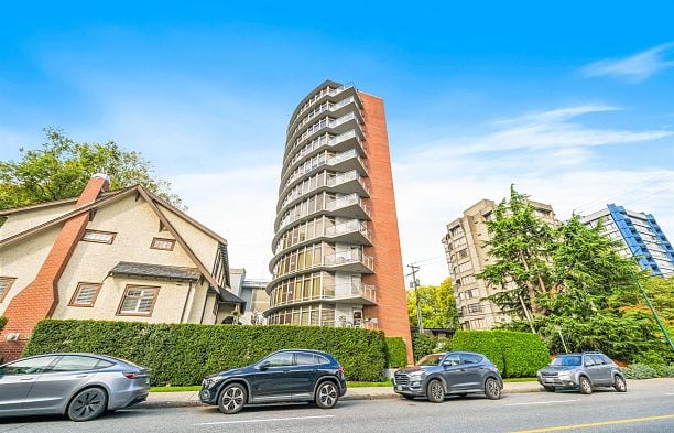 602 2965 Fir Street Fairview VW