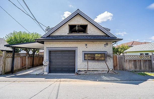 4438 Ontario Street Main