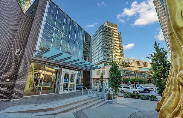 504 8131 Nunavut Lane Marpole