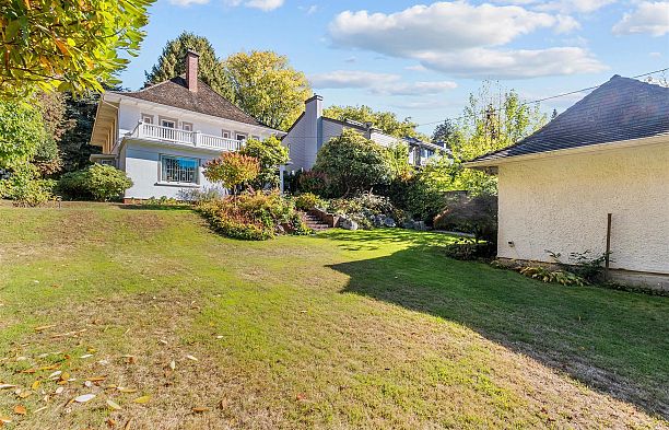 1726 W 32nd Avenue Shaughnessy