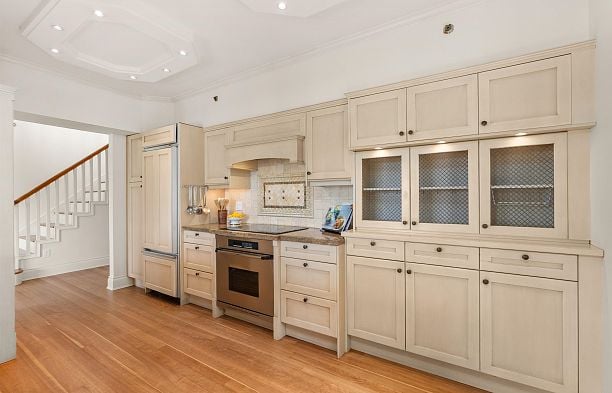307 1311 Beach Avenue West End VW