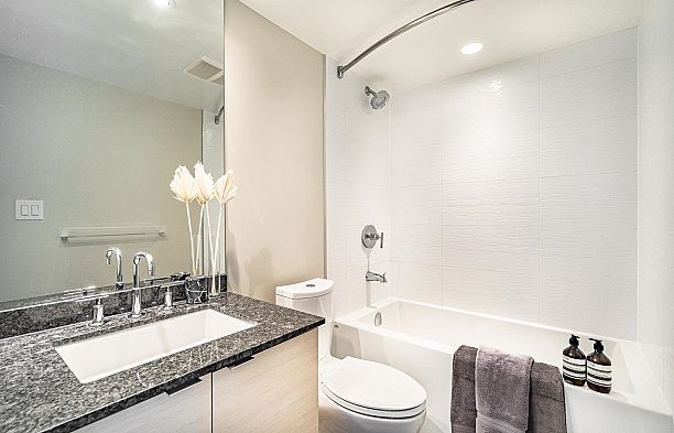 2706 488 SW Marine Drive Marpole